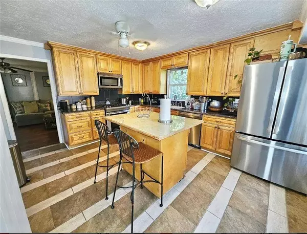 2598 Canon DR SW, Marietta, GA 30064