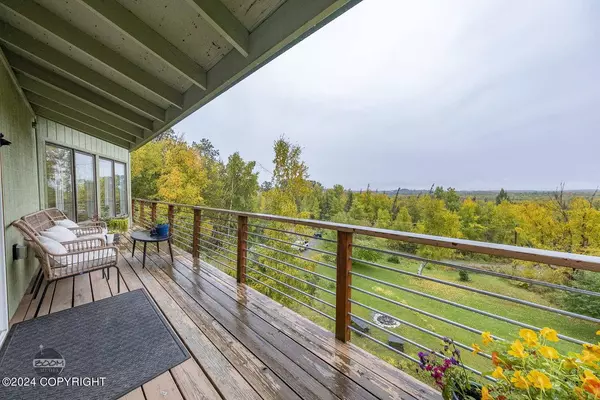 4325 W Little Rain RD, Wasilla, AK 99654