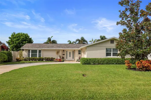 613 79TH CIR S, Saint Petersburg, FL 33707