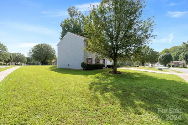 10715 Gold Pan RD, Charlotte, NC 28215