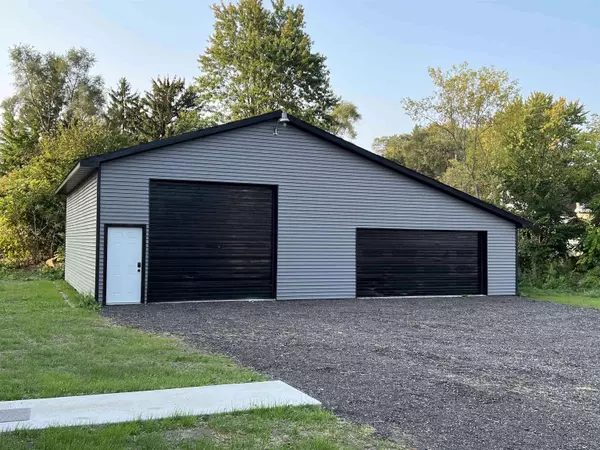4518 E Laport Road, Freeland, MI 48623