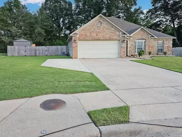 2609 Shadowcreek Drive, Bryant, AR 72022