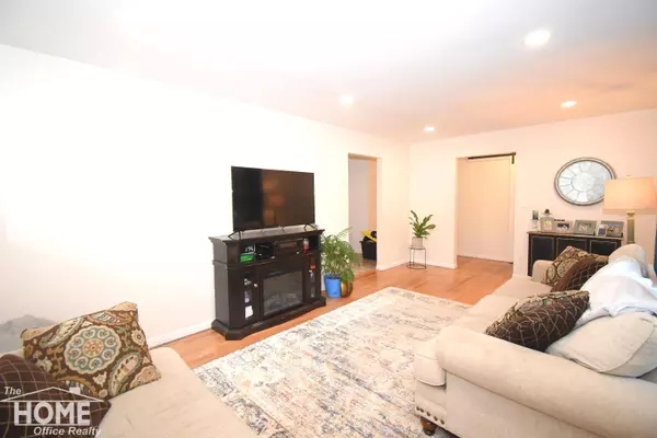 920 S Park Street, Owosso, MI 48867