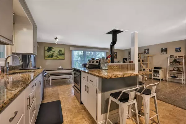 174 Stillwater RD, Smithfield, RI 02917