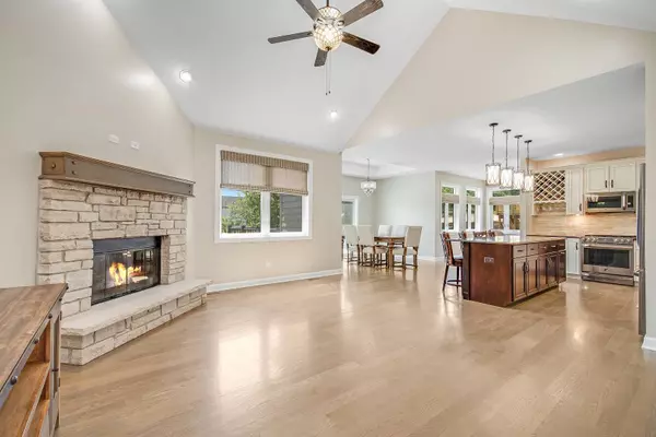 25661 W Stonechase Court, Channahon, IL 60410