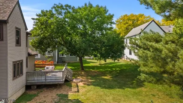 4 Woodville Ter, Hillsborough Twp., NJ 08844