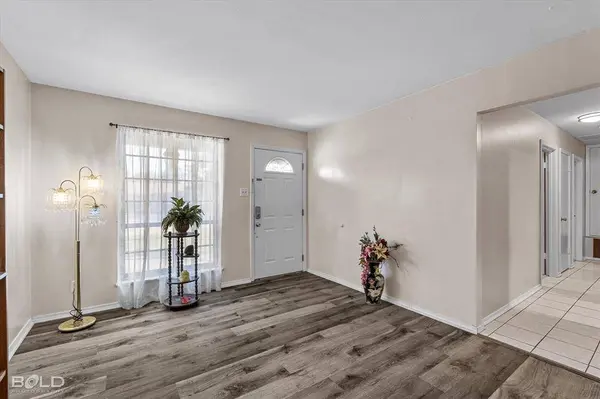 1620 Nikki Lynn Drive, Bossier City, LA 71112