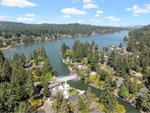 17443 Canal CIR, Lake Oswego, OR 97035