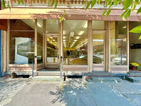 249 Main Street, Saugerties, NY 12477