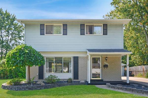 40509 Irval Drive, Sterling Heights, MI 48313