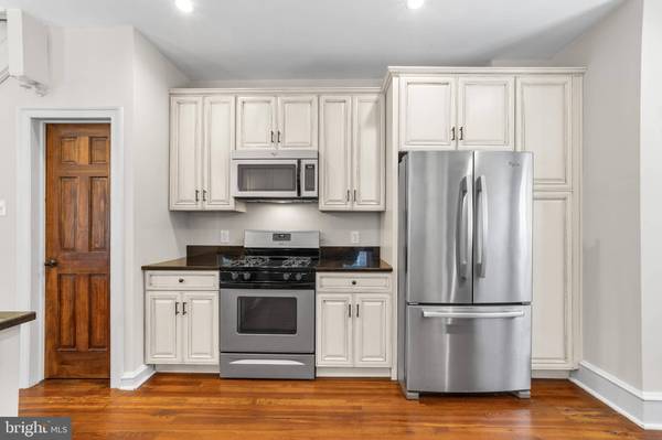 164 LAWNSIDE AVE, Collingswood, NJ 08108