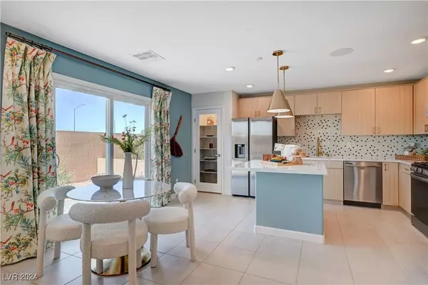 137 Barringswell Avenue, Henderson, NV 89011