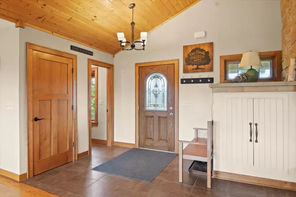 N402 250th ST, Maiden Rock, WI 54769