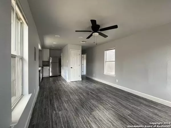 7567 WINDSOR OAKS, San Antonio, TX 78239-3566