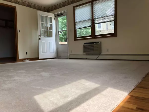 155 Lake St, West Harrison, NY 10604-1903