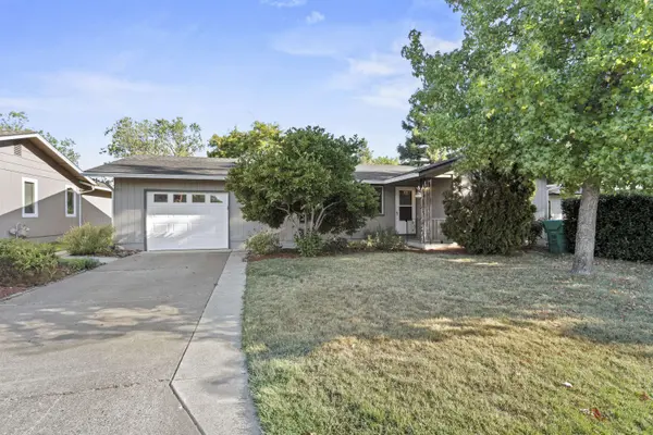 600 Elm WAY, Eagle Point, OR 97524