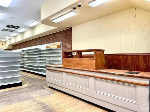 249 Main Street, Saugerties, NY 12477