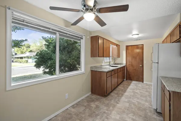 600 Elm WAY, Eagle Point, OR 97524