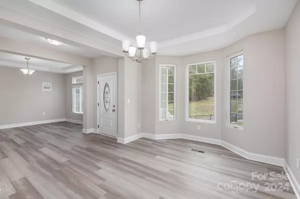 4331 Rolling Acres RD #8, Charlotte, NC 28213