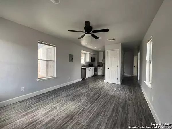 7567 WINDSOR OAKS, San Antonio, TX 78239-3566