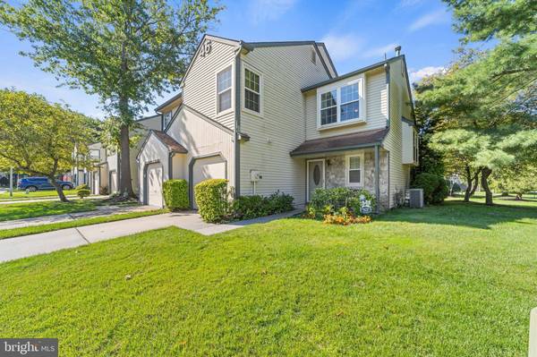 445 KELHAM CT, Mount Laurel, NJ 08054