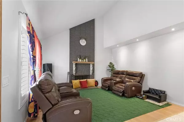 1334 Daisy ST, Escondido, CA 92027