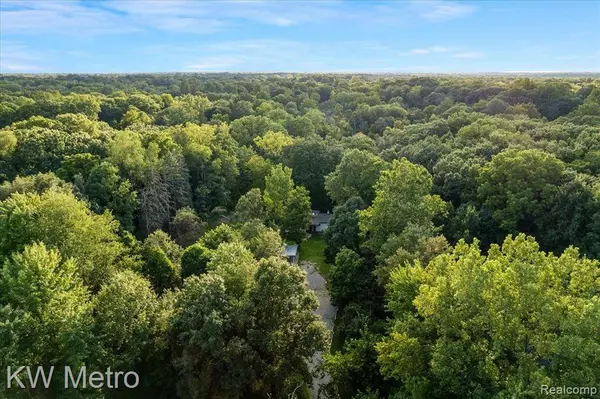 00000 BEECH Road, Southfield, MI 48033