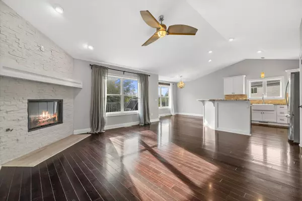 505 Manning Way, Lake Geneva, WI 53147