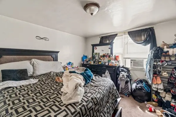 1052 Kenwood Ave, Camden City, NJ 08103