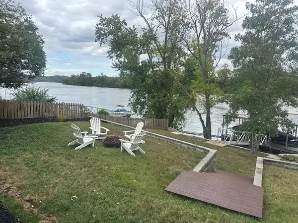 6637 River View Dr, Nashville, TN 37209