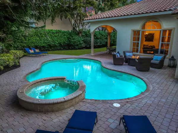 110 Villa Bella, Jupiter, FL 33458