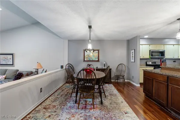 8167 Stoney Brook DR, Chagrin Falls, OH 44023