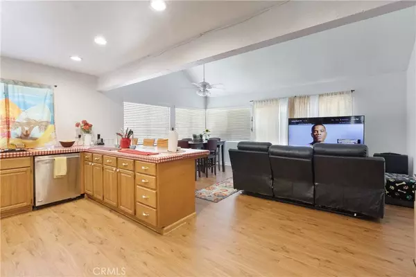 1334 Daisy ST, Escondido, CA 92027