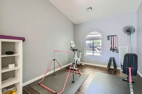 15860 N 61ST Street, Scottsdale, AZ 85254