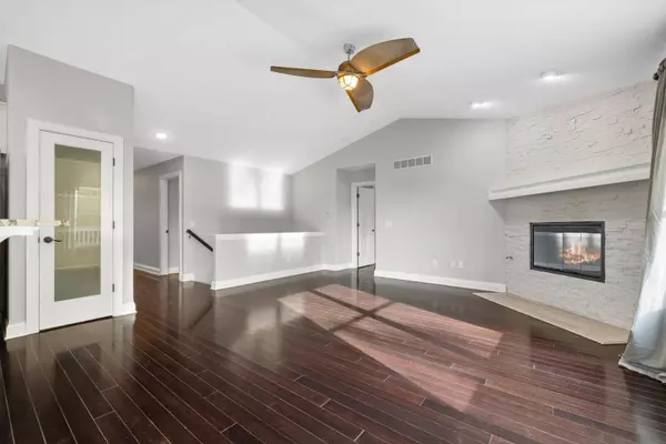 505 Manning Way, Lake Geneva, WI 53147