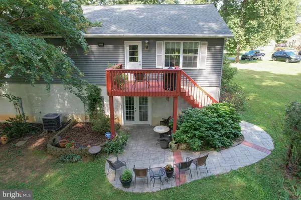 62 SUNLITE DR, Charles Town, WV 25414