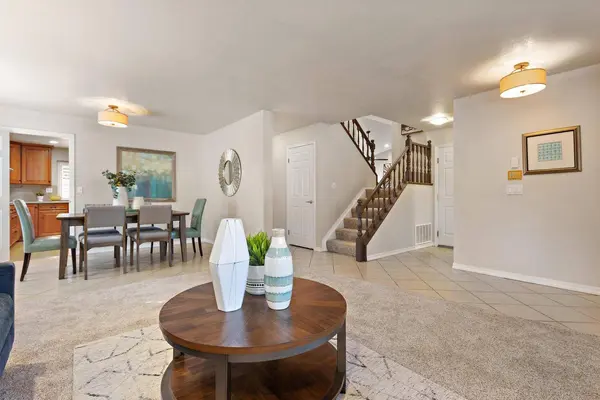 7455 Castano WAY, Sacramento, CA 95831