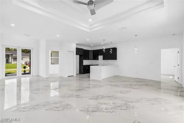 3203 24th ST SW, Lehigh Acres, FL 33976