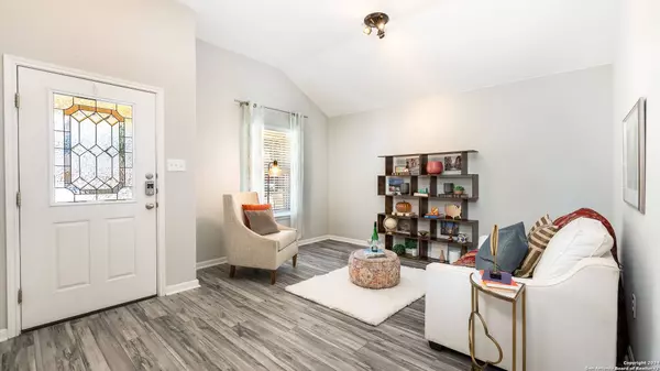 8915 Black Forest, Helotes, TX 78023