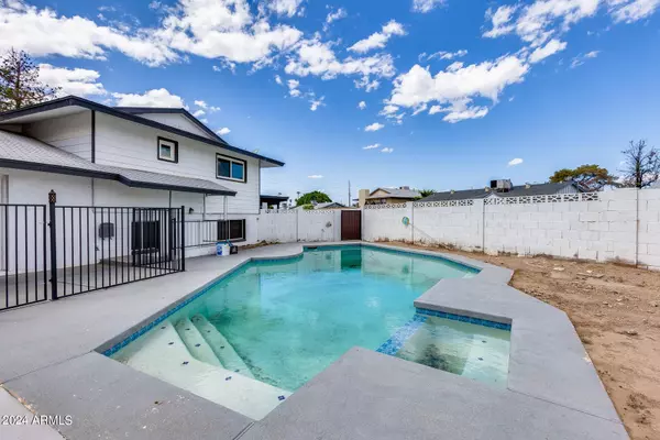 3442 W REDFIELD Road, Phoenix, AZ 85053