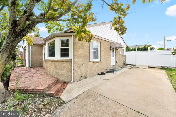 406 STANTON RD, Wilmington, DE 19804