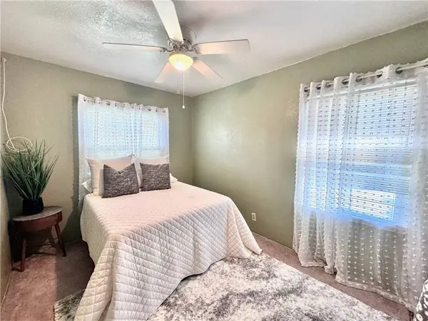 10682 Amapolas ST, Redlands, CA 92373