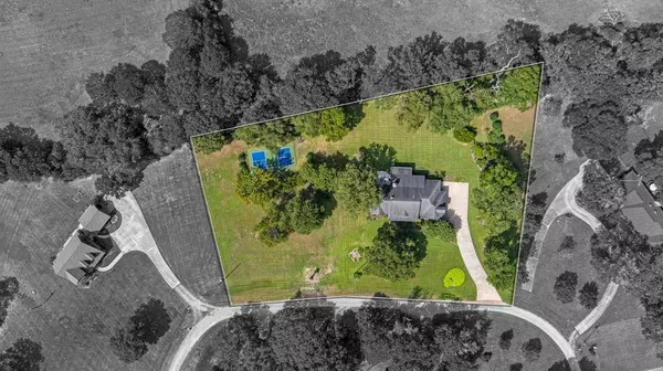 2100 Country Club RD, Brenham, TX 77833