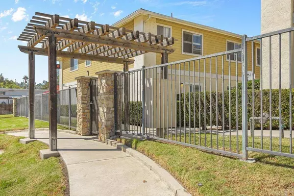 9210 Kenwood DR #A, Spring Valley, CA 91977