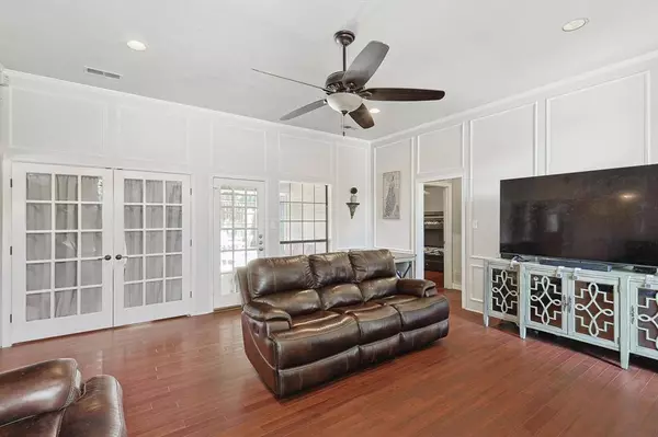 2208 Timberglen Drive, Flower Mound, TX 75028