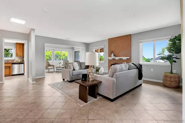 16494 Ramada Dr., San Diego, CA 92128