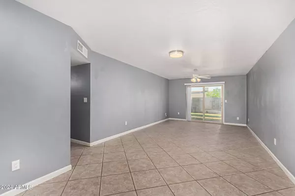 3909 W WOOD Drive, Phoenix, AZ 85029