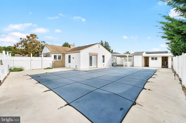 406 STANTON RD, Wilmington, DE 19804