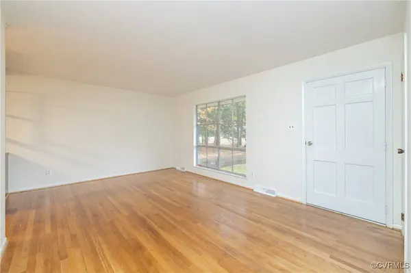 8238 Lansdowne RD, Mechanicsville, VA 23116