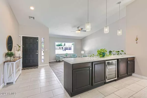 15860 N 61ST Street, Scottsdale, AZ 85254